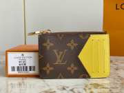 Louis Vuitton M81882 Presbyopia yellow card holder 12x8x0.8cm - 1