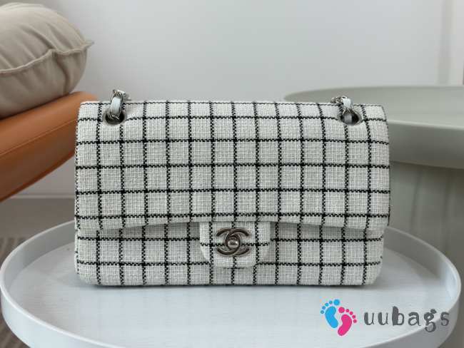 Chanel white 1112 CF with silver buckle 25cm - 1