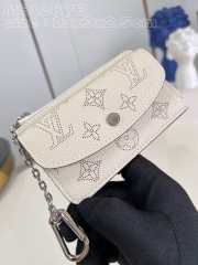 Louis Vuitton Recto Verso In White 13x9x2.5cm - 6