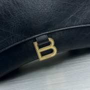 Balenciaga 92832 crush in black with gold buckle 25x15x9.5cm - 2