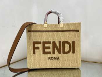 Fendi Tote Natural straw small Boston bag