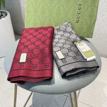 Gucci cashmere jacquard scarf