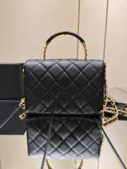 Chanel 23s black carry me coco handle  - 5