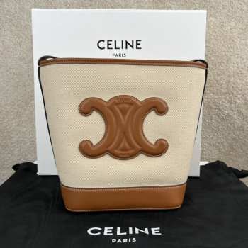 Celine Cuir Triomphe In Brown 18x22x13cm