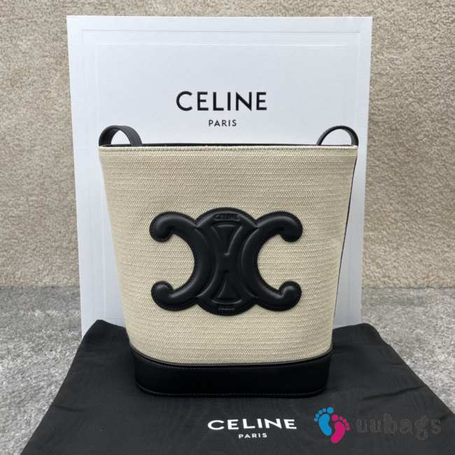 Celine Cuir Triomphe In Black 18x22x13cm - 1