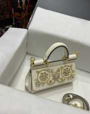 Dolce & Gabbana white handbag 18cm - 6