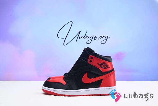 Nike Air Jordan 1 Retro High OG 'Chicago' Sneaker - 1