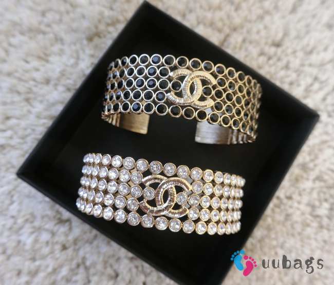 Chanel bracelet full of diamonds - 1