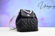 Chanel grained calfskin & gold backpack 27x13x23cm - 1