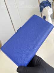 LV Vertical Wallet Capucines In Blue 10x19x1.7cm - 5