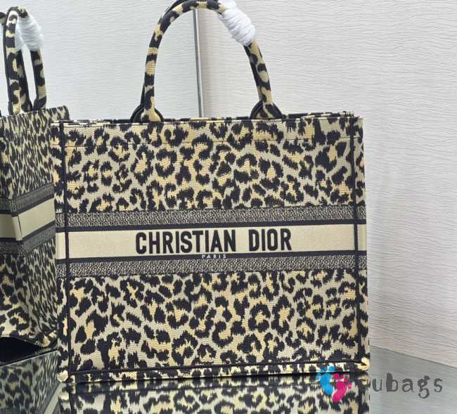 Dior Book Tote 020 36.5x28x16cm - 1