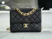 Chanel black flap bag with gold buckle 23x17x8cm - 6