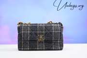 Chanel tweed crossbody bag with gold buckle 25cm - 1