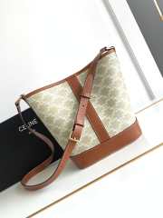 Celine 1972 Triomphe Nano Bag 22x13x22cm - 5