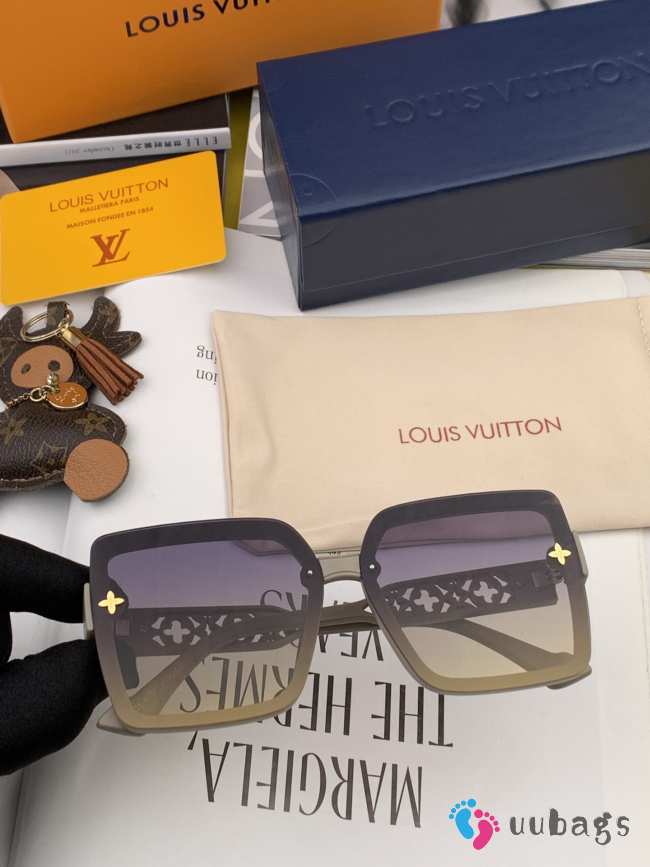 LV sunglasses S001 - 1