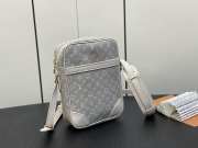 Uubags | Louis Vuitton M45266 White Camera Bag 15×21×5cm - 4