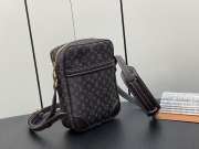 Uubags | Louis Vuitton M45266 Brown Camera Bag 15×21×5cm - 4