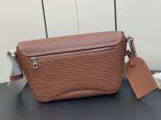 Uubags | Louis Vuitton M23097 Brown Montsouris Messenger Bag 34x19x11cm - 3