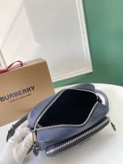 Burberry navy blue cross body bag 22.5x6x16cm - 3