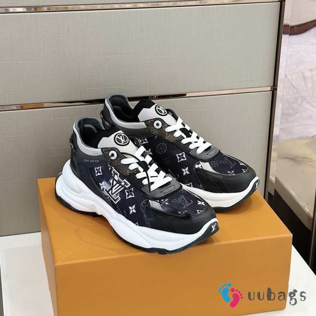 Louis Vuitton Run 55 Sports Shoes - 1