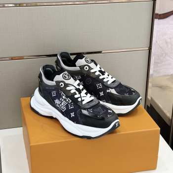 Louis Vuitton Run 55 Sports Shoes