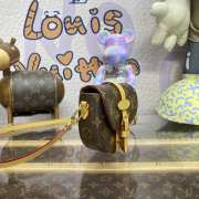 Louis Vuitton M46643 Micro Chantilly 12.5x13x4cm - 4