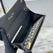 Dior small shoulder bag with gold buckle 19x10.5x3.5cm - 3