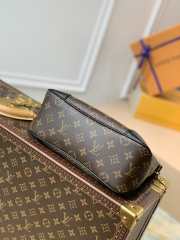 Louis Vuitton M45831 Odeon Bag 27x16x10cm  - 2