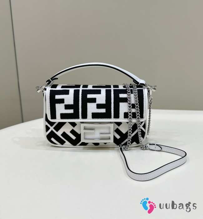 Fendi Baguette 0159BS 19.5x5x11cm - 1