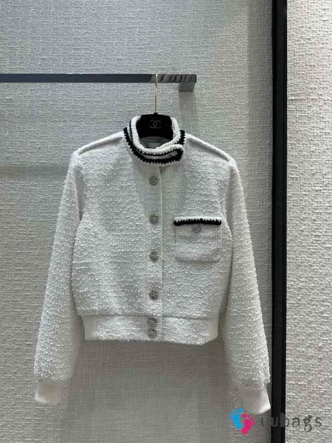 Chanel white wool coat - 1