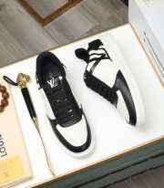 Louis Vuitton Men's shoes in black - 4