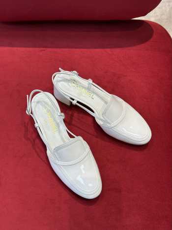 Chanel slingback in white EU35-41