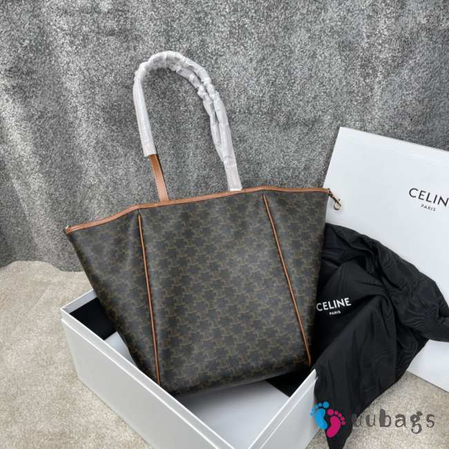 Celine Folded Cabas in Triomphe Canvas 27cm - 1