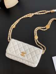 Chanel mini flap bag white with gold hardware 17.5x3.5x9cm - 1