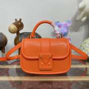 Louis Vuitton Hide and Seek In Orange 21x15x8cm - 1