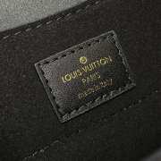 Louis Vuitton Hide and Seek In Black 21x15x8cm - 3