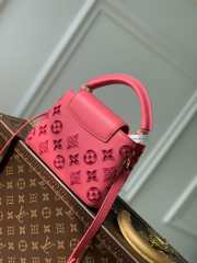 Louis Vuitton M22922 Capucines Pink Bag 21cm - 2