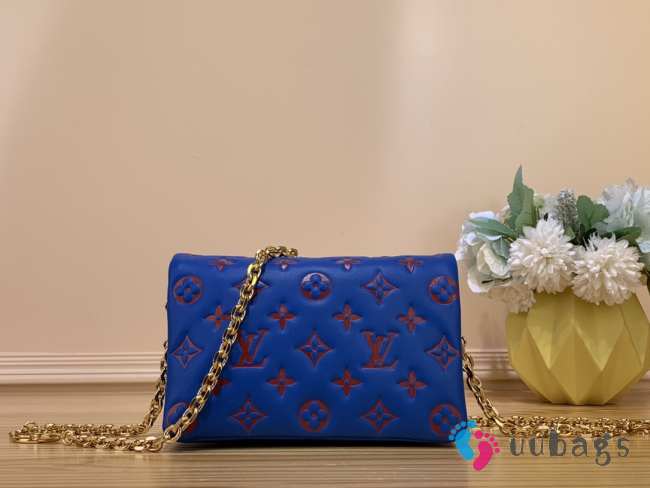 LV M80745 Pochette Coussin Blue Bag 20x14x8cm - 1