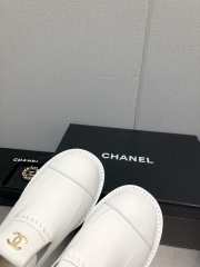 Chanel loafer calfskin in white - 6