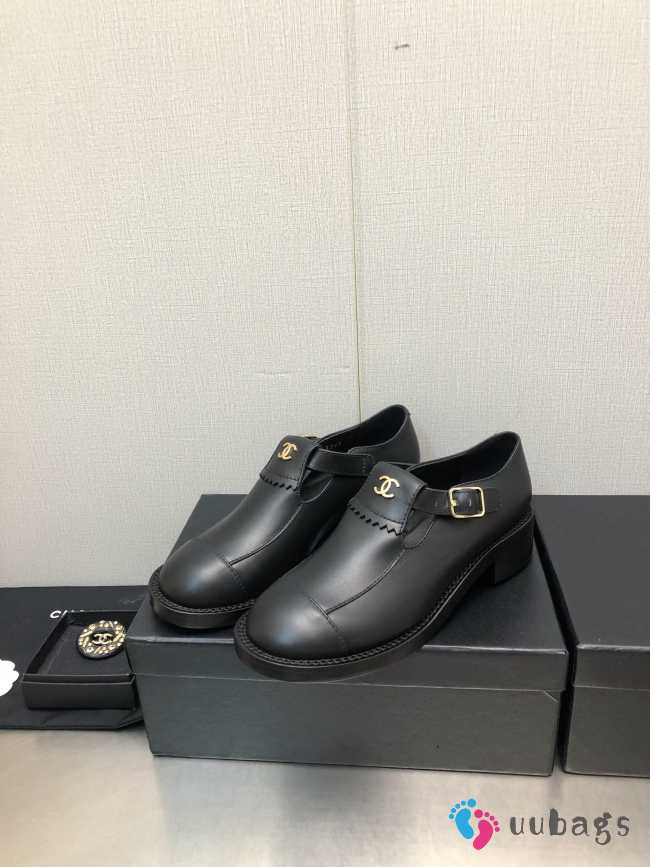 Chanel loafer calfskin in black - 1