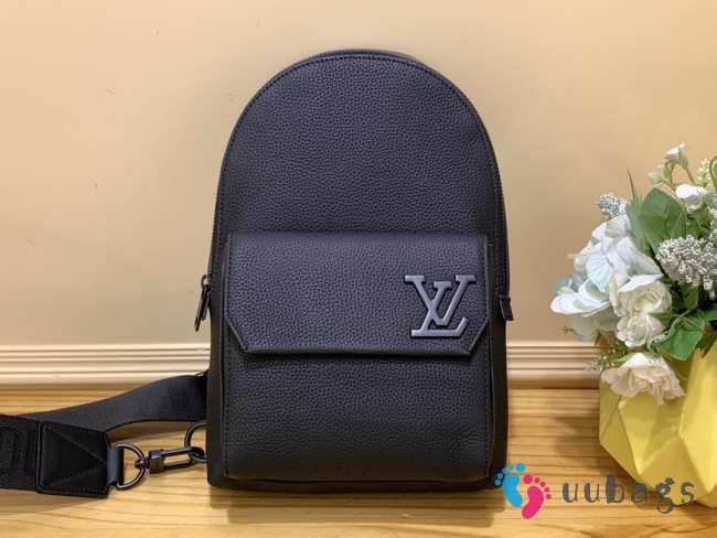 Louis Vuitton M23736 Pilot Aerogram Bag 20x30x4cm - 1