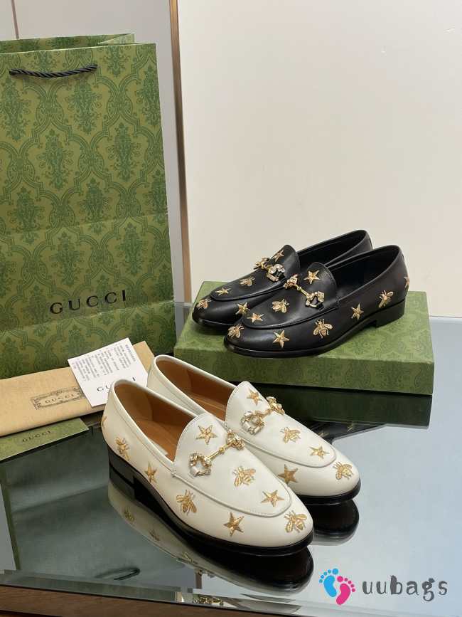 Gucci Leather Loafer With Bee - 1