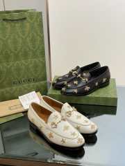 Gucci Leather Loafer With Bee - 1