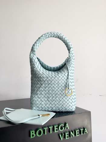 Bottega Veneta Cabat Bucket In Blue 35x21x13cm