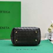 Bottega Veneta Woven Leather Black 20.5x15.5x10cm - 6