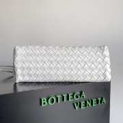 Bottega Veneta Andiamo Leather White Bag 29x18x10cm - 6