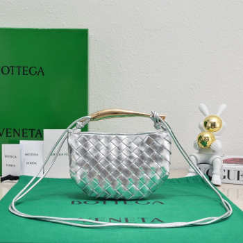 Bottega Veneta Mini Silver Sardine Bag 20x12x2.5cm