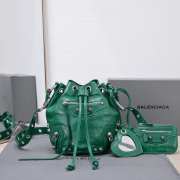 Balenciaga Le Cagole XS 10 bucket bag 15x20x18cm - 1