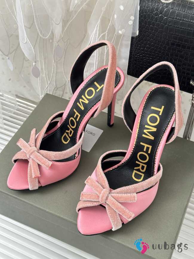 Tom Ford Velvet-bow 105 Slingback Satin Pumps In Light Pink - 1