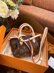 LV M61253 Turenne Mini Dumpling Bag 17x11x6cm - 6